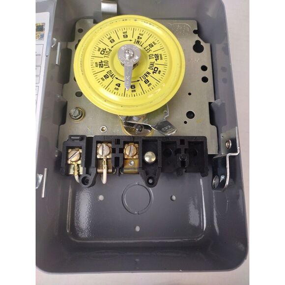 INTERMATIC T101 Series 40 Amp 120V 24-Hour Mechanical Time Switch - Picture 11 of 15
